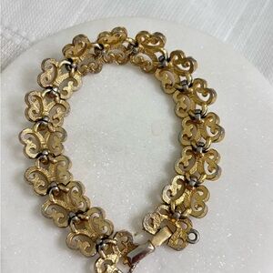 1950’s Elegant Gold Plated Bracelet